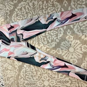 Cute Pair of Zella Leggings